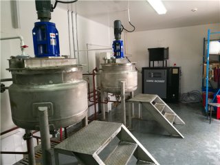 化工反应釜物料控温 ±0.5度，用什么星空体育首页
？